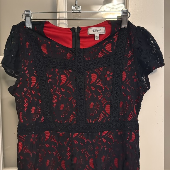 D-Signed Disney Dress - Picture 2 of 5